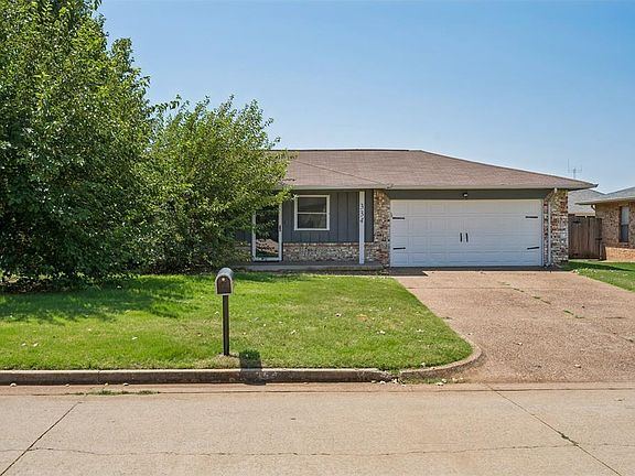 5th image of 334 W Maple Branch Way