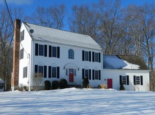 194 Colonial Rd, North Attleboro, MA 02760