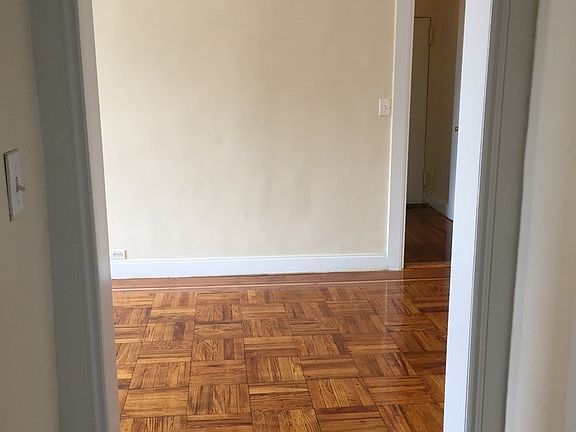 3rd image of 3310 Kossuth Ave APT 36
