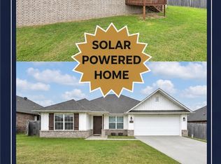 812 Vista St, Gentry, AR 72734