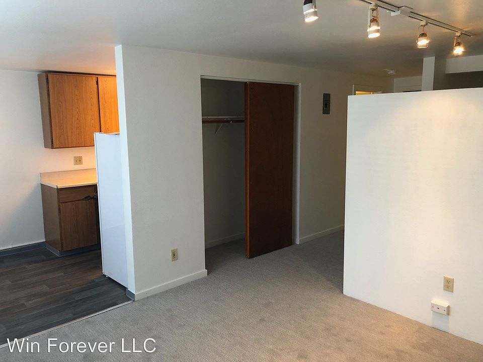 1st image of 5227 Leary Ave NW APT 106