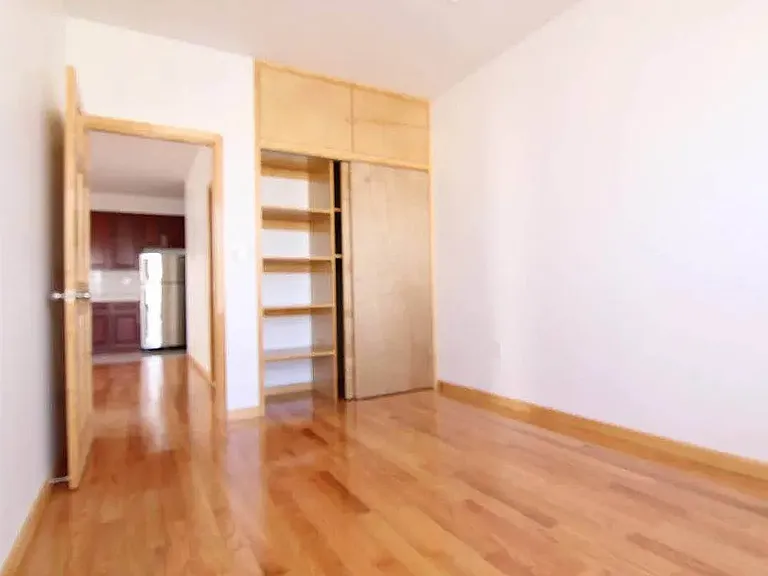 1736 Dahill Rd #2 — Photo 10