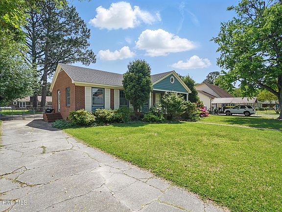 2nd image of 1511 E Penny Drive