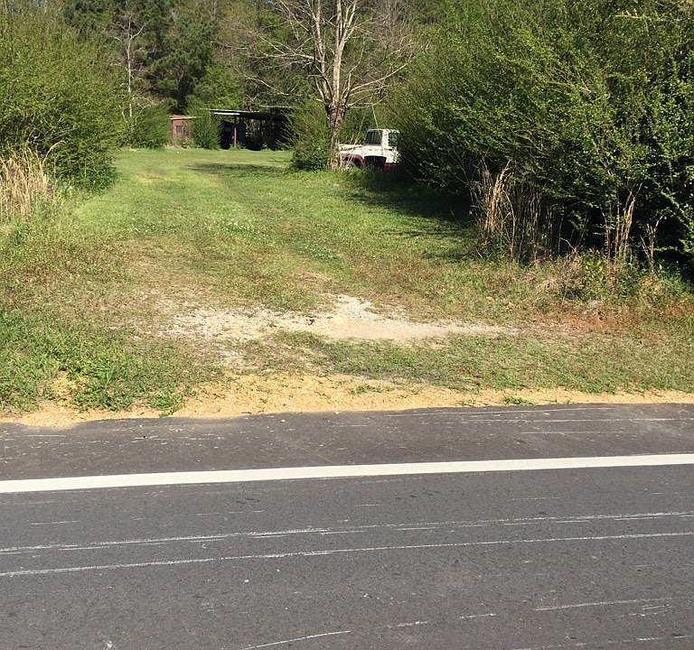 2nd image of 22060 Saucier Lizana Rd