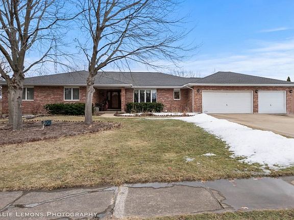 2nd image of 2838 Greenwood Acres Dr