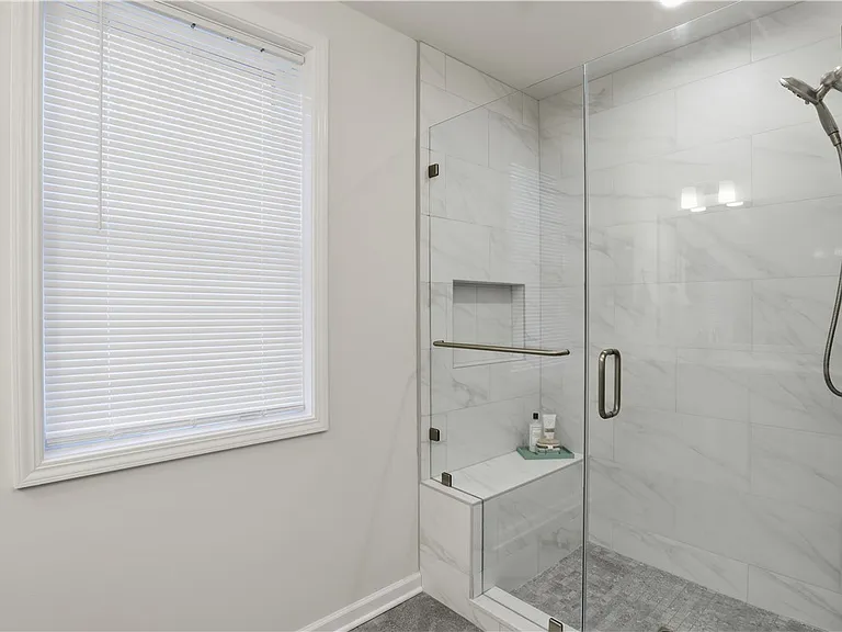 8 Nightfrost Ln — Photo 20