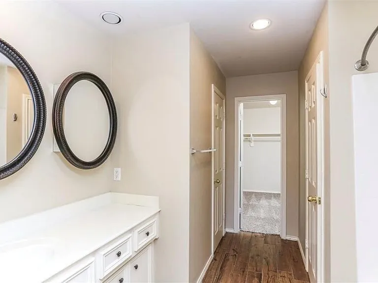 730 Redwing Place Dr — Photo 9