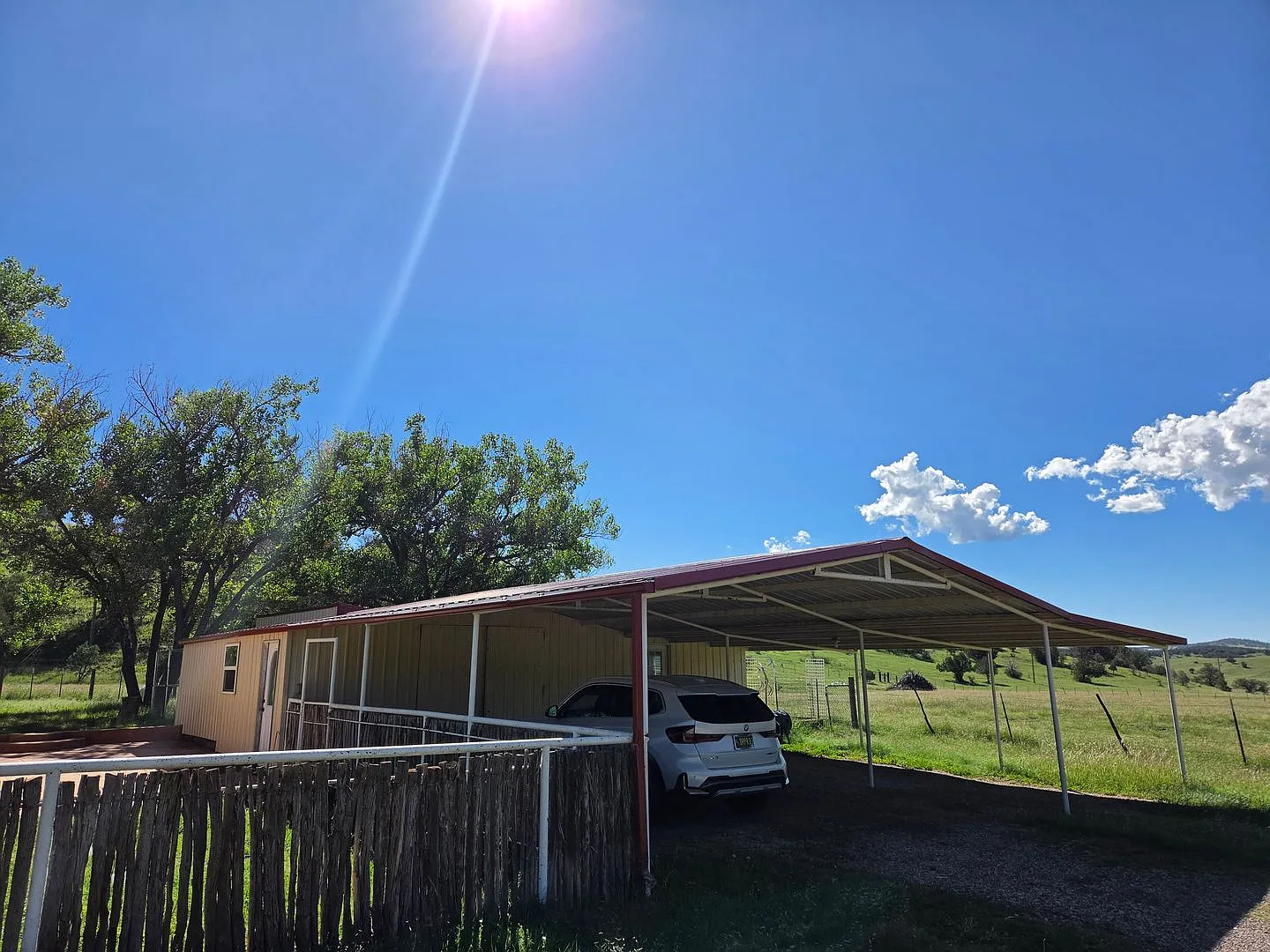 Spacious Three Bedroom Home with Horse Facilities and Views — Photo 4