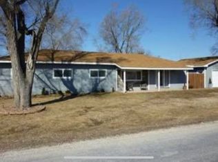634 Truman St, Pomona, KS 66076