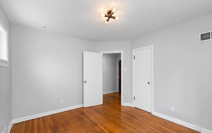 2nd image of 7126 Amherst Ave