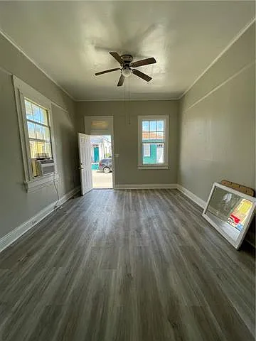 2 bed, 1.0 bath, 700 sqft, $1,125 — Photo 2