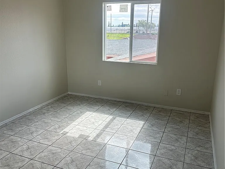 5120 E 59th Pl — Photo 6