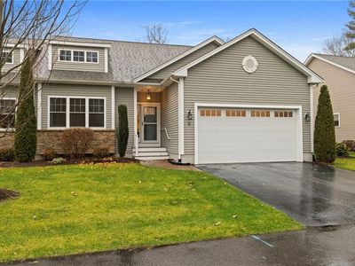 5 W Glen Ln, West Warwick, RI, 02893