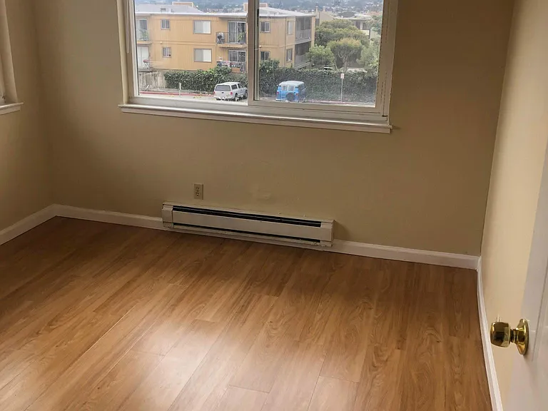 Nora Way — Photo 2