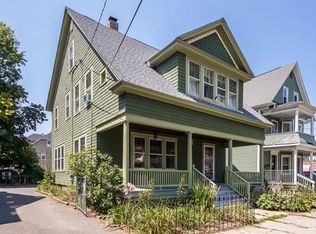 24 Whittier St, Springfield, MA 01108