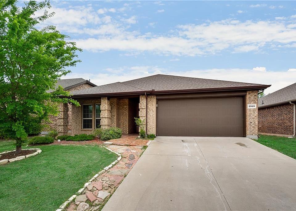 1st image of 2813 Pecan Grove Dr