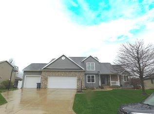 10062 Heather Brooke Dr, Osceola, IN