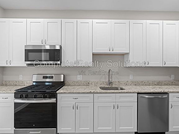 5th image of 3680 Blow St