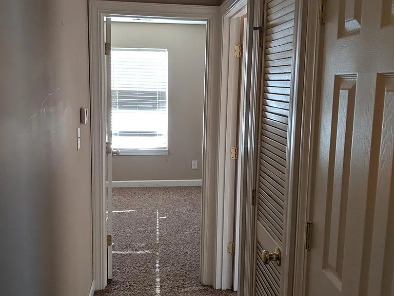 239 Lehr Dr — Photo 13