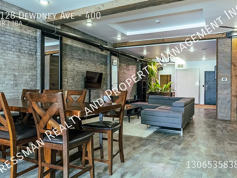 2128 Dewdney Ave #400 — Photo 12