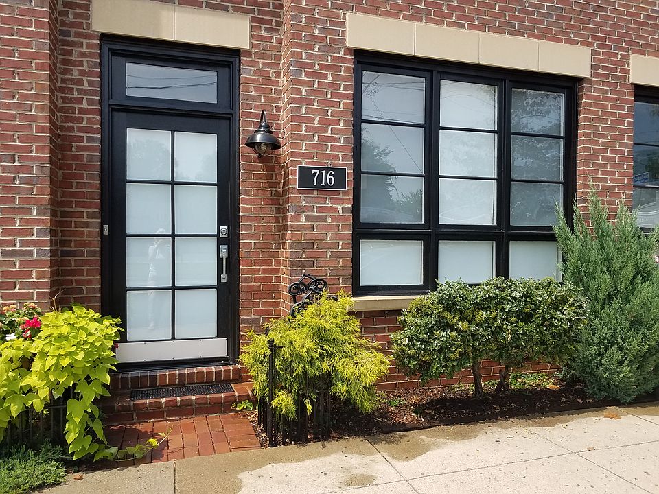 1st image of 716 N Henry St