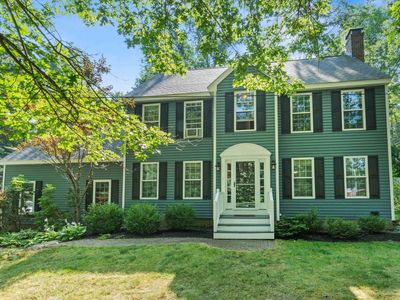 2 Trishas Way, Stratham, NH, 03885