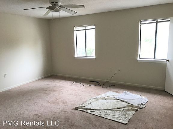 2nd image of 137 Gentilly Dr APT 14
