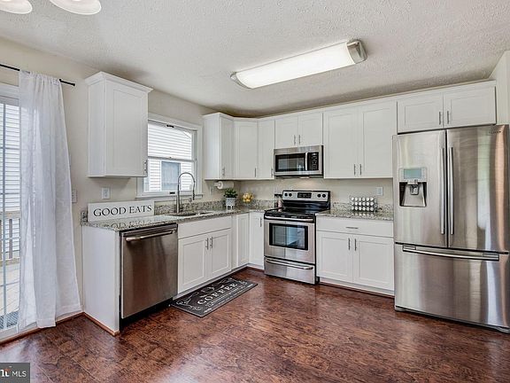 2nd image of 7782 Lakeland Ave