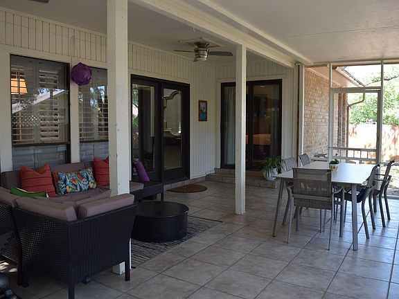3rd image of 4602 Emory Oak Woods
