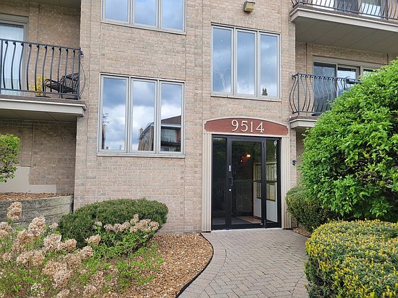 2nd image of 9514 S Kilbourn Ave APT 3D