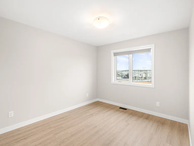 40 Ken Oblik Dr — Photo 50