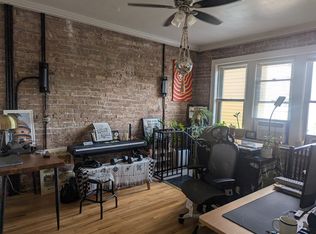 2840 N Whipple St #1A, Chicago, IL 60618