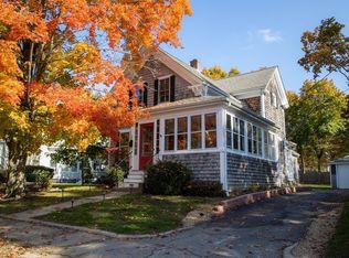 33 Linfield St, Holbrook, MA 02343