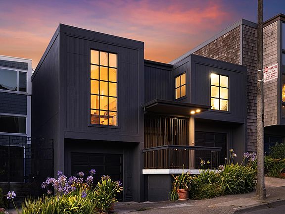 3rd image of 11 Topaz Way