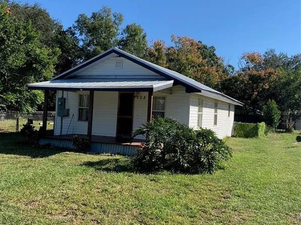 128 Herrick St, Auburndale, FL 33823