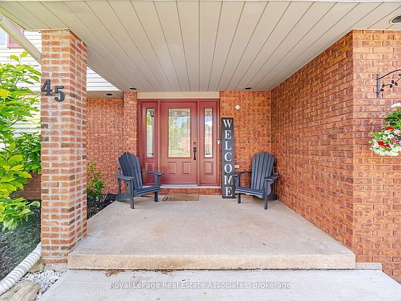 4th image of 45 Cleaveholm Dr