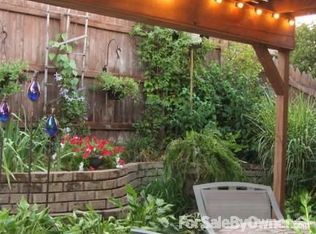 3575 SW Willow Brook Ln, Topeka, KS 66614