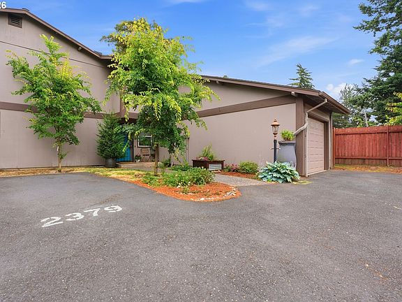 3rd image of 2379 SE 112th Ave