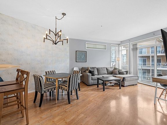 3rd image of 1088 Sunset Dr Unit 546