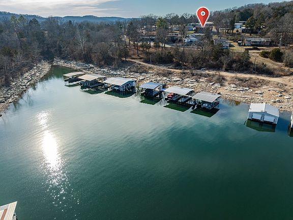 3rd image of 60 Chad Road