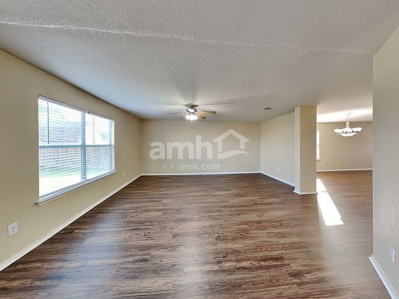 3rd image of 234 Equestrian Dr