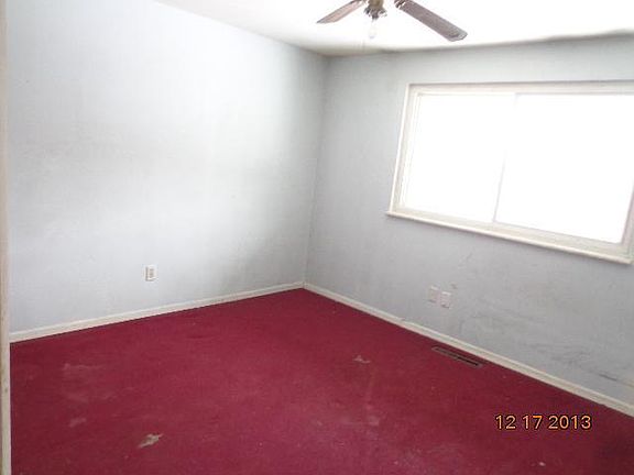 5th image of 7500 Blackshear Dr