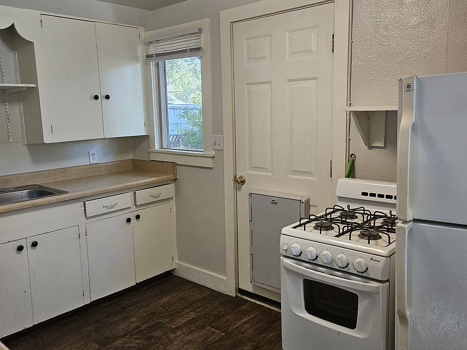 1st image of 319 W Dale Ave