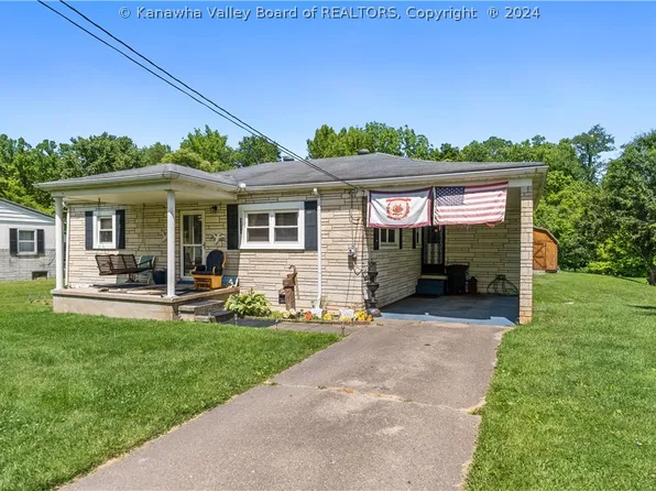 5012 Kilgore Ln, Cross Lanes, WV 25313