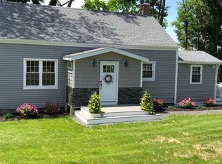 951 Mapleton Ave, Suffield, CT 06078