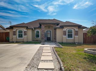 120 Spring View Dr, Eagle Pass, TX 78852