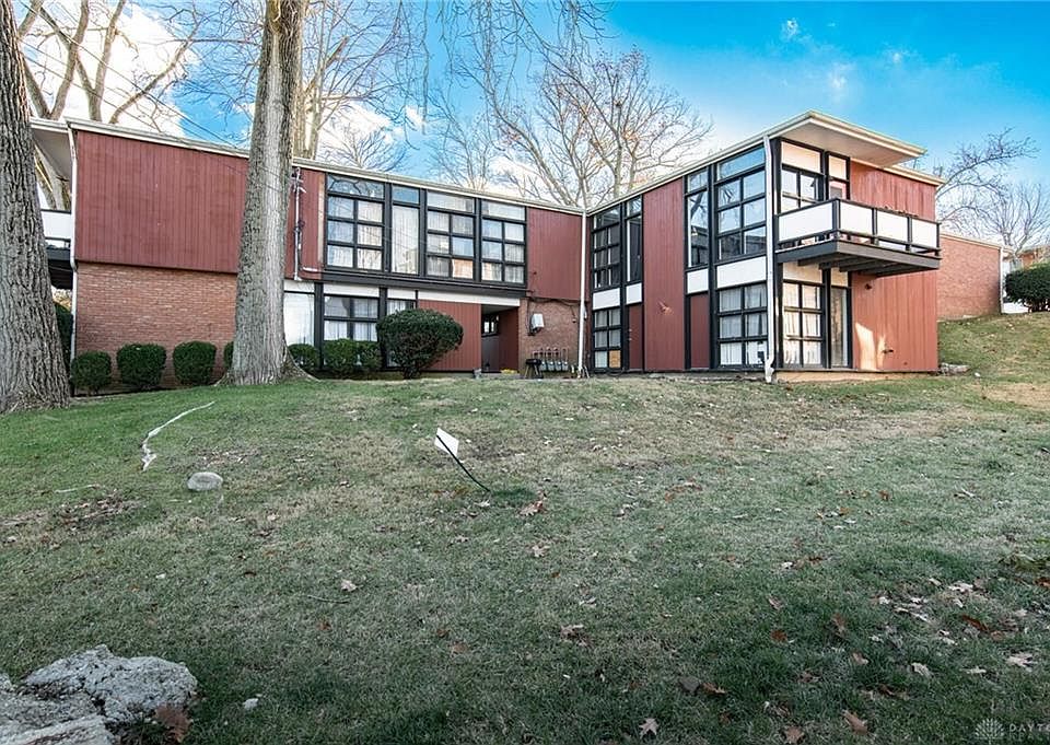 1st image of 3806 Briar Pl