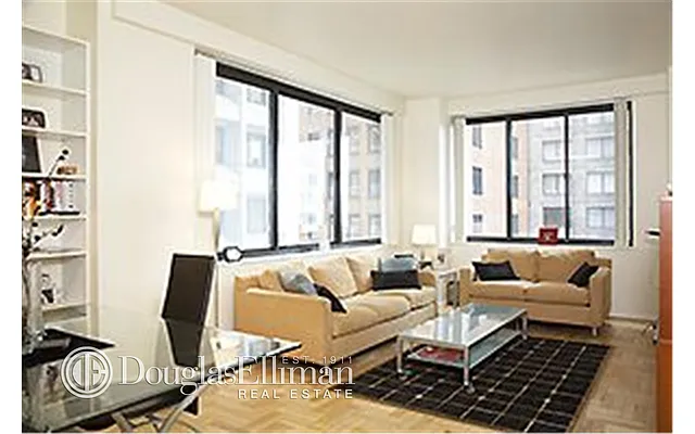 Rented by Douglas Elliman | media 7