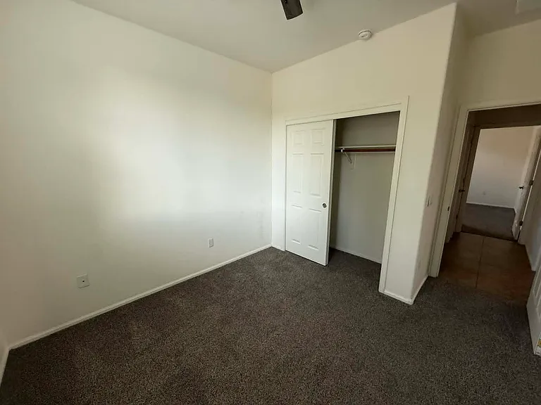 10450 S Cutting Horse Dr — Photo 21