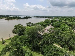 21509 Rio Villa Dr S, Houston, TX 77049